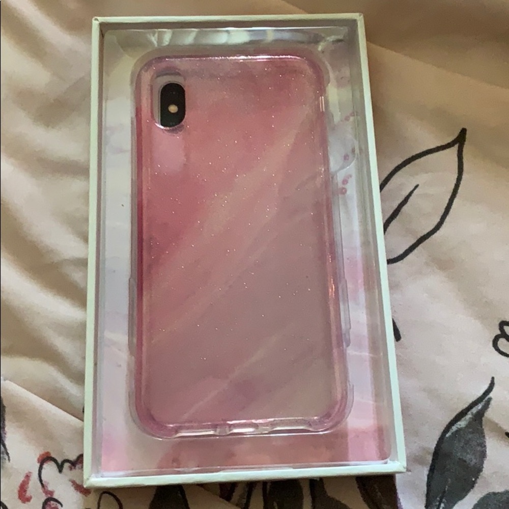 Brand new iPhone cover (free with bundle)